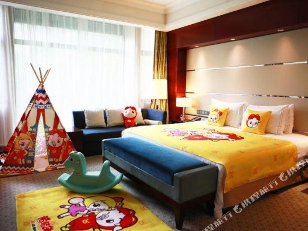 Suzhou Jinji Lake Grand Hotel Exterior photo