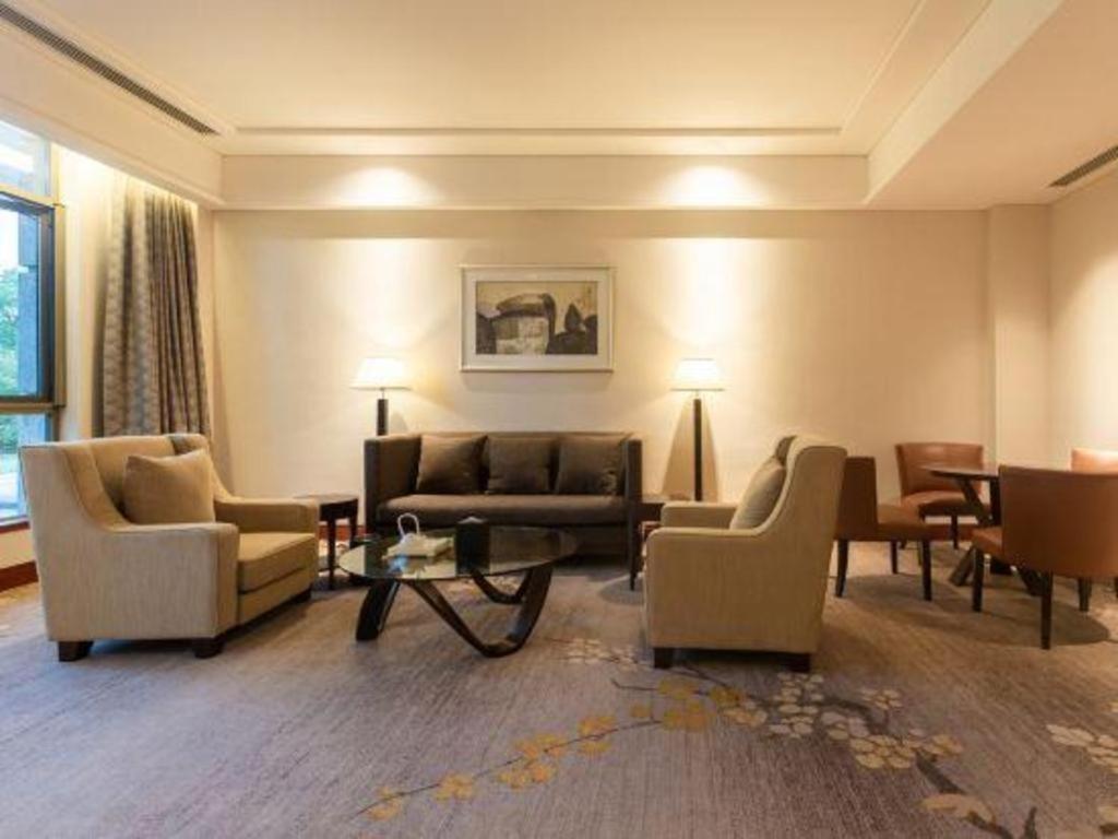 Suzhou Jinji Lake Grand Hotel Exterior photo