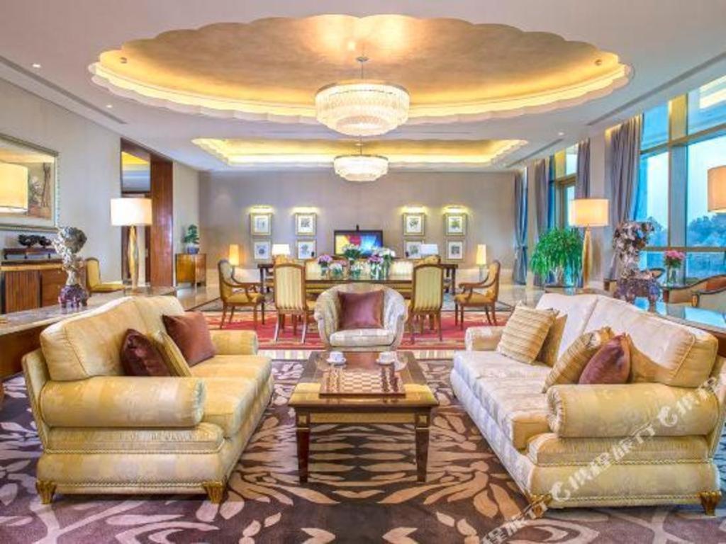 Suzhou Jinji Lake Grand Hotel Exterior photo